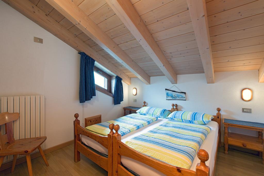 Apartament Bait Vegl Livigno Pokój zdjęcie